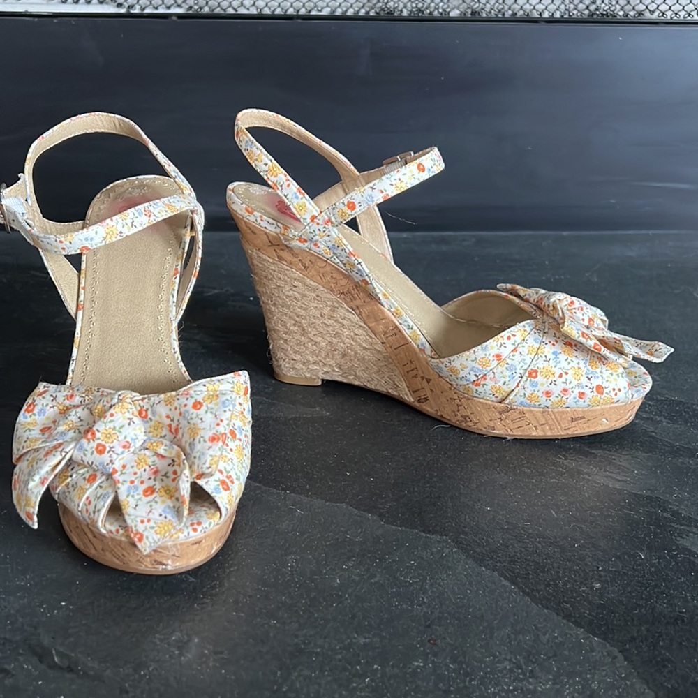 BP fabric upper open toe women’s wedges, 7M